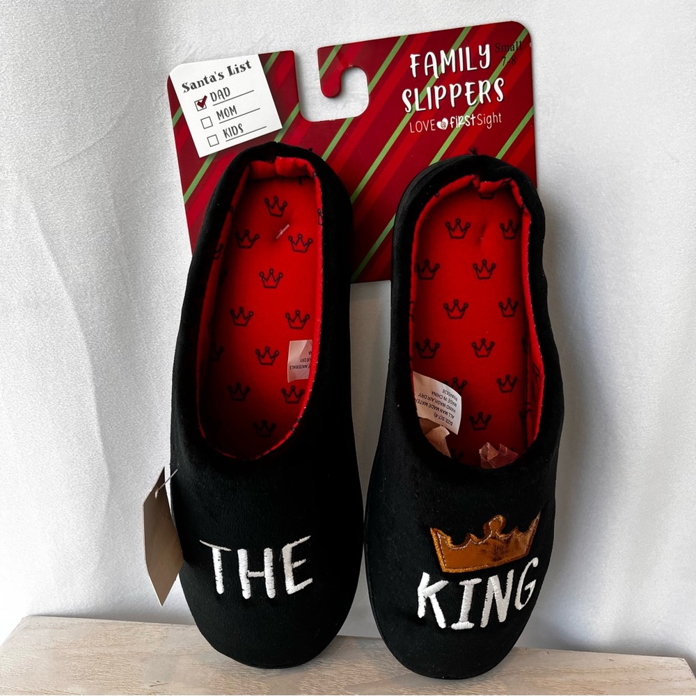 NWT!!! Men’s Black “The King” Velvet Slippers-Small (7/8)